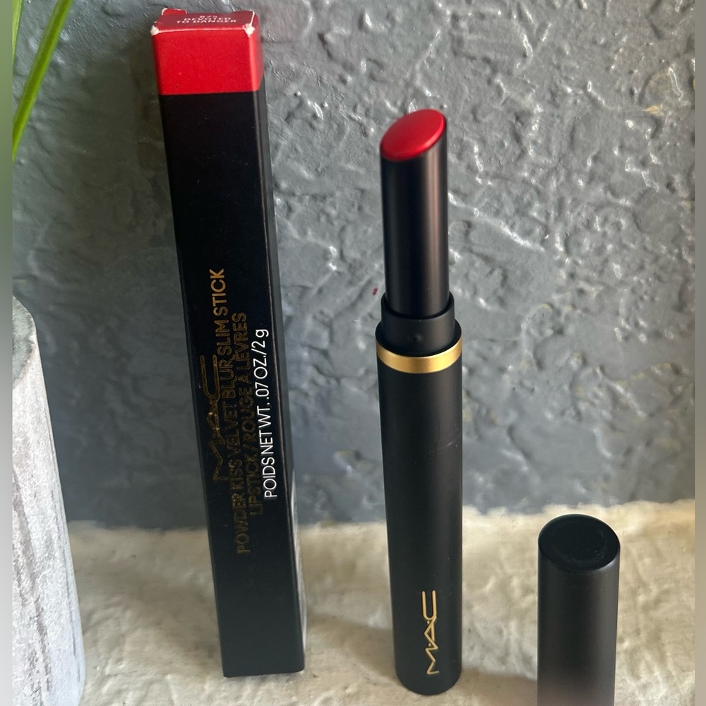 Mac Powder Kiss Velvet Blur Slim Stick Lipstick
875 Devoted To Danger Red NIB